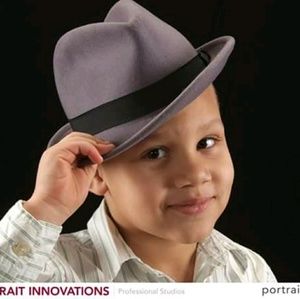 Meet your Posher, Antoine